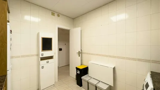 Rooms in Barcelona Eixample - photo 9