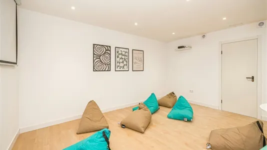 Rooms in Madrid Tetuán - photo 8