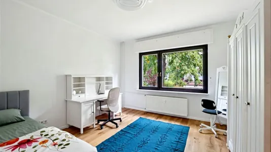 Apartments in Berlin Steglitz-Zehlendorf - photo 4