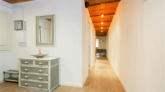 Apartments in Barcelona Eixample - photo 2