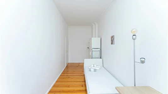 Rooms in Berlin Charlottenburg-Wilmersdorf - photo 7