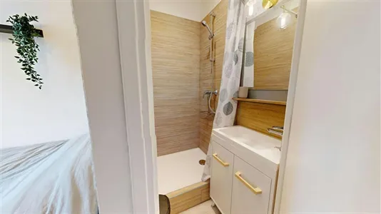 Rooms in Lyon - photo 3