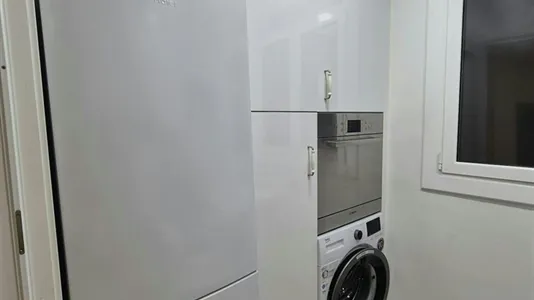 Rooms in Barcelona Sants-Montjuïc - photo 8