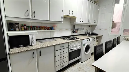 Rooms in Madrid Chamberí - photo 8