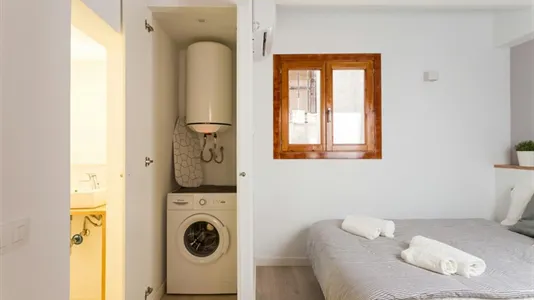 Apartments in Barcelona Ciutat Vella - photo 7