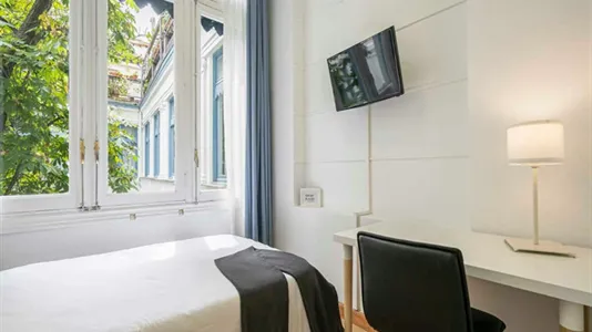 Rooms in Madrid Centro - photo 2