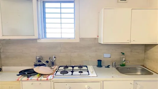 Rooms in Roma Municipio VI – Roma Delle Torri - photo 6