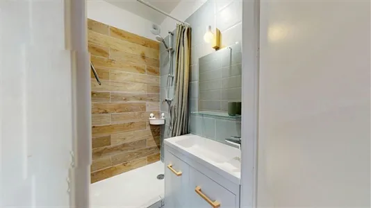 Rooms in Lyon - photo 2