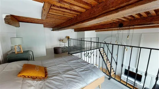 Apartments in Lyon - photo 6