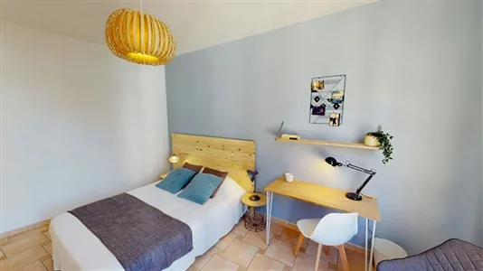 Rooms in Paris 15ème arrondissement - photo 2