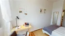 Room for rent, Lyon, Auvergne-Rhône-Alpes, &lt;span class=&quot;blurred street&quot; onclick=&quot;ProcessAdRequest(8878746)&quot;&gt;&lt;span class=&quot;hint&quot;&gt;See streetname&lt;/span&gt;[xxxxxxxxxxxxx]&lt;/span&gt;