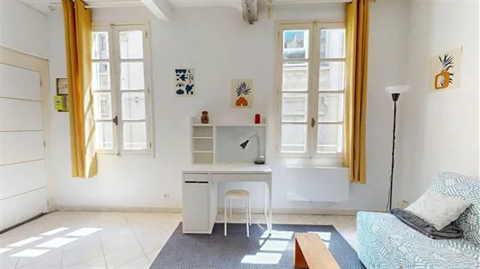 Apartments in Avignon - photo 2