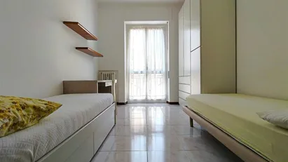 Room for rent in Sesto San Giovanni, Lombardia