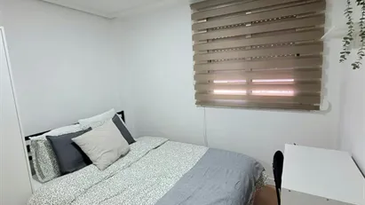 Room for rent in Burjassot, Comunidad Valenciana