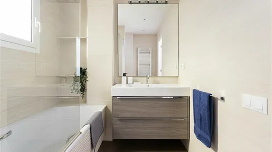 Rooms in Barcelona Eixample - photo 5