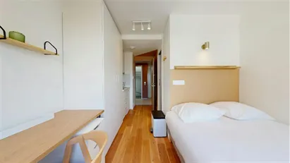 Room for rent in Paris 17ème arrondissement, Paris