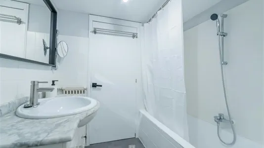 Rooms in Barcelona Sarrià-St. Gervasi - photo 9