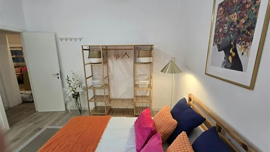 Rooms in Barcelona Eixample - photo 5