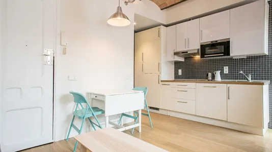 Apartments in Barcelona Ciutat Vella - photo 8