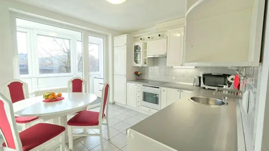 Rooms in Besnica - photo 6