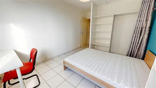 Rooms in Toulouse - photo 2
