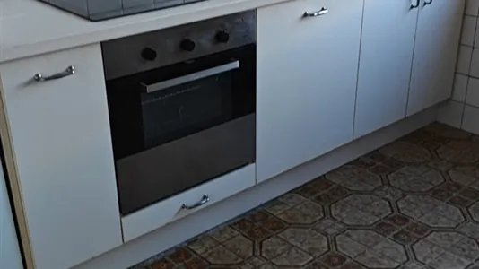 Rooms in Oviedo - photo 6