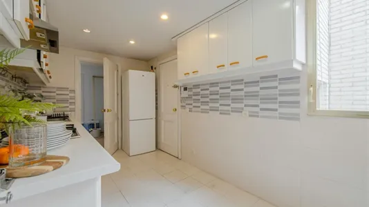 Rooms in Madrid ChamartĂn - photo 9