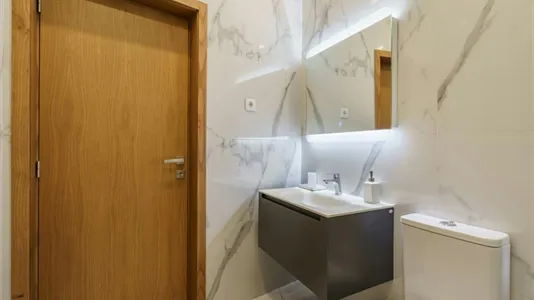 Houses in Braga - photo 10