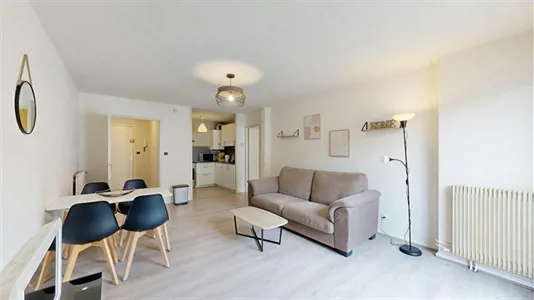 Apartments in Pau - photo 2