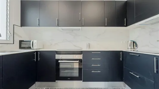 Rooms in Barcelona Eixample - photo 8