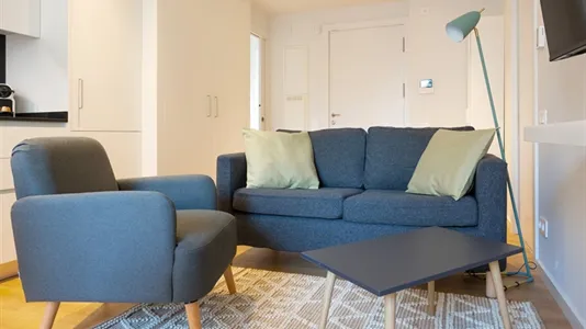 Apartments in Barcelona Eixample - photo 4