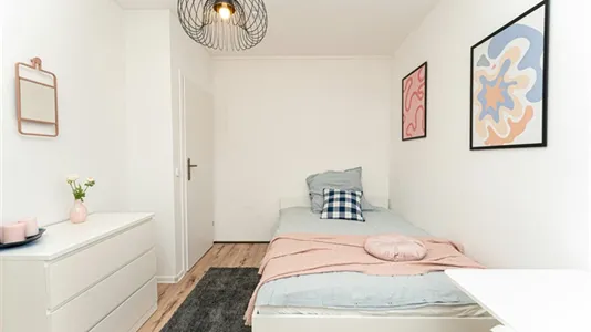 Rooms in Berlin Marzahn-Hellersdorf - photo 1