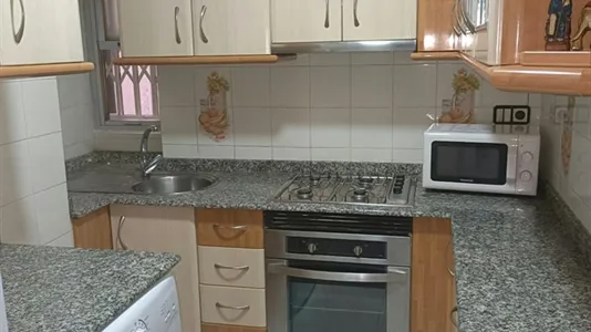 Rooms in Murcia - photo 4