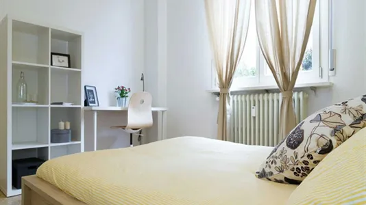 Rooms in Milano Zona 2 - Stazione Centrale, Gorla, Turro, Greco, Crescenzago - photo 3