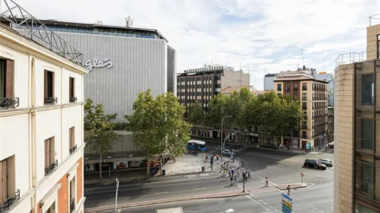 Rooms in Madrid Chamberí - photo 6