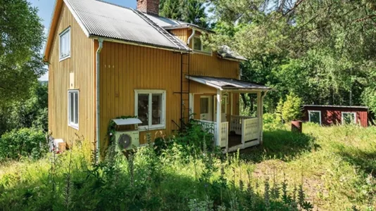 Houses in Sundsvall - photo 1