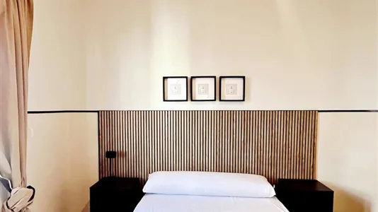Rooms in Madrid Retiro - photo 3