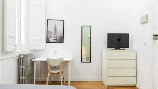 Rooms in Madrid Arganzuela - photo 3