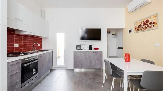 Apartments in Bologna - photo 4