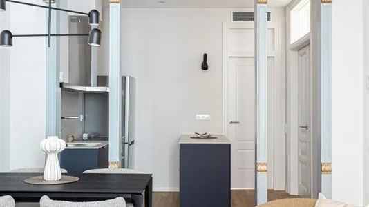 Apartments in Barcelona Ciutat Vella - photo 7