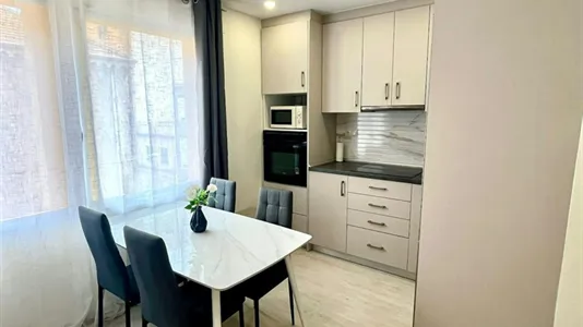 Rooms in Castellón de la Plana/Castelló de la Plana - photo 1