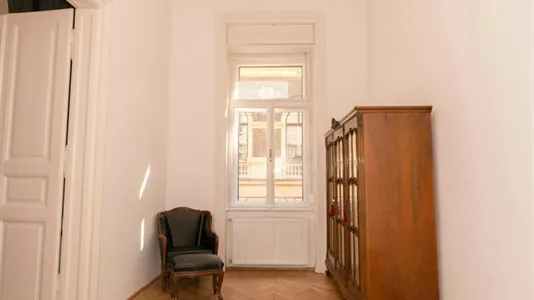 Rooms in Budapest Terézváros - photo 4