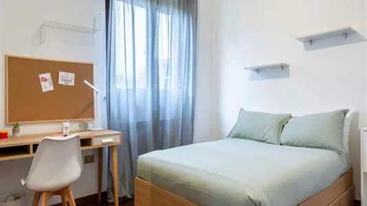 Rooms in Milano Zona 5 - Vigentino, Chiaravalle, Gratosoglio - photo 1
