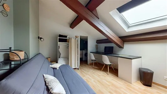 Apartments in Saint-Étienne - photo 3