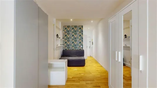 Apartments in Lyon - photo 2
