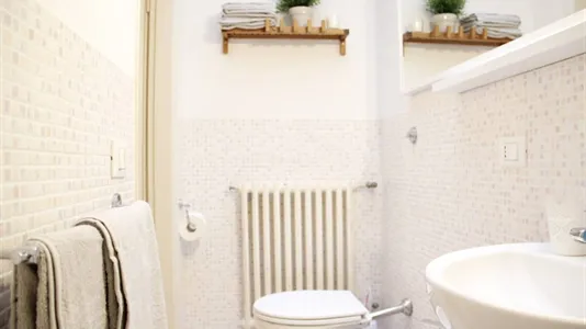 Rooms in Florence - photo 9