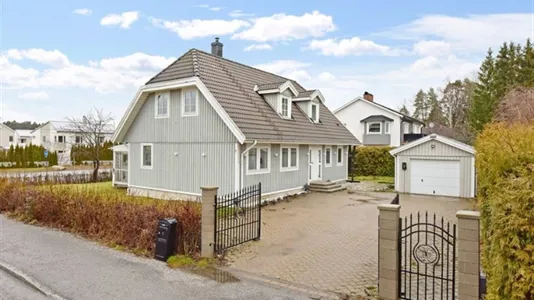 Houses in Järfälla - photo 2