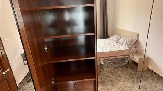 Rooms in Barcelona Eixample - photo 5