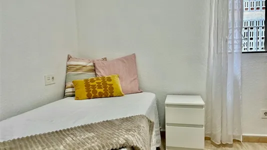 Rooms in Murcia - photo 4