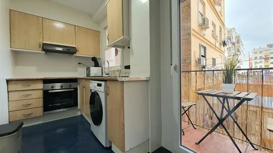 Rooms in Valencia Extramurs - photo 8